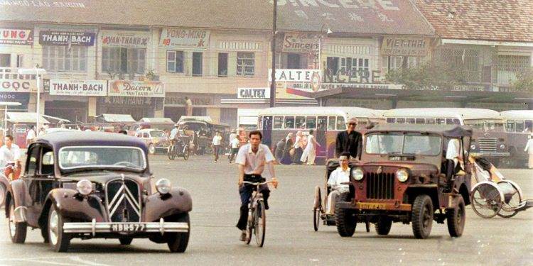 Ngắm nhìn loạt hình ảnh của xe trắc-xông từng được ví như “Nữ hoàng thiên nga” nổi tiếng khắp Sài Gòn những năm 1975