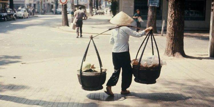 Sài Gòn xưa và những gánh hàng rong quen thuộc ở trong tiềm thức của mỗi người