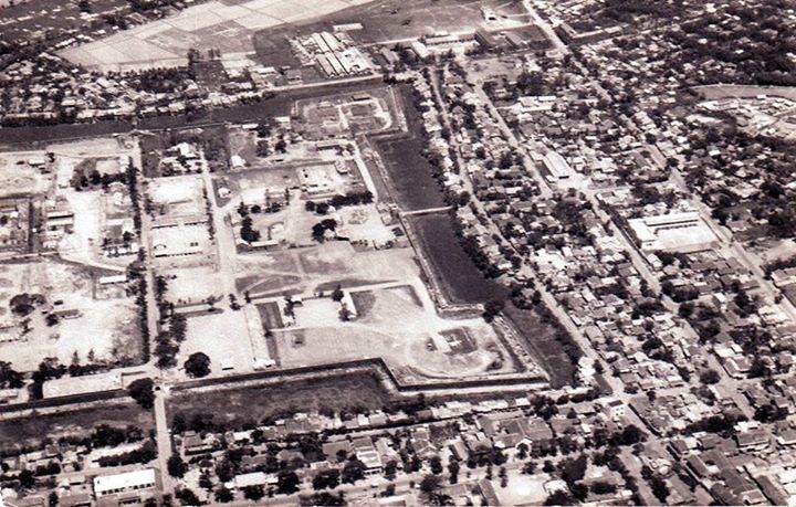 Thành cổ Quảng Trị 1967, nhìn về hướng đông Photo by David Sciacchitano 