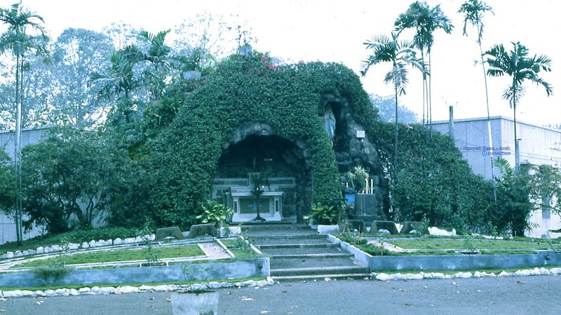 Nhà thờ Thánh nữ Jeanne d' Arc - Chợ Lớn, Sài Gòn những năm 1966 - 1972. Nay là số 116B Hùng Vương, phường 9. Q5