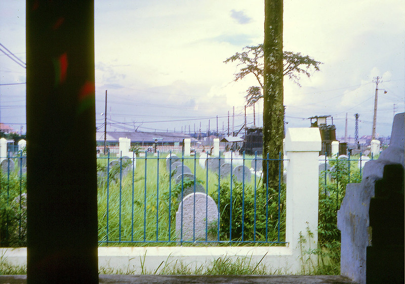 Sài Gòn 1970 - Nghĩa trang các cha truyền giáo Pháp phía sau Lăng Cha Cả