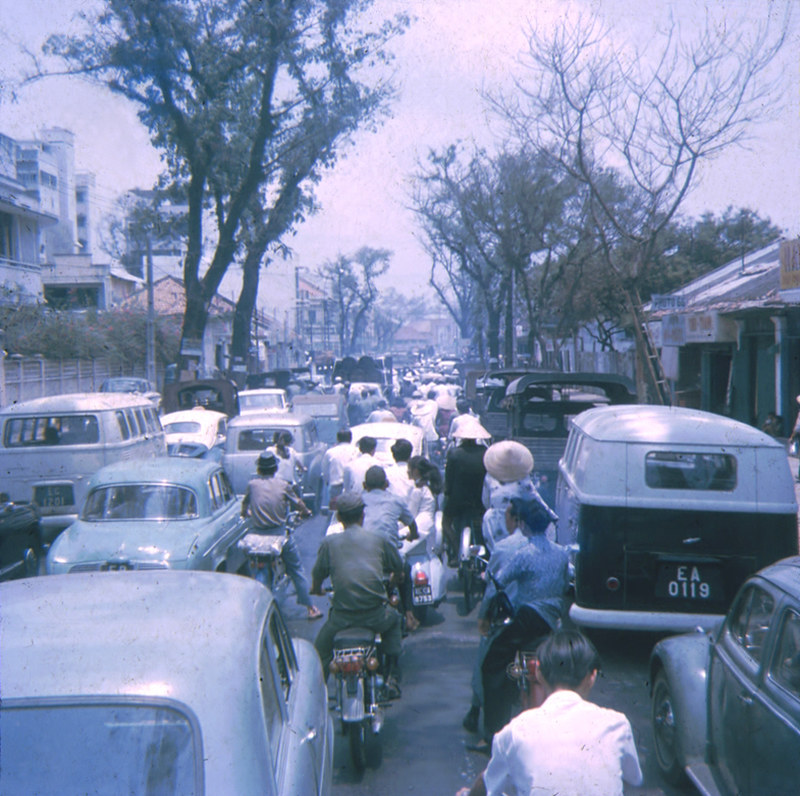 Sài Gòn 1968 - Đường Đinh Tiên Hoàng - Ảnh: Jeanette