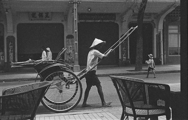 Khám phá đường phố Sài Gòn xưa qua bộ sưu tập hình ảnh độc đáo, tuyệt đẹp. Phần 2 của chuỗi hình ảnh về Đường Tự Do sẽ giới thiệu cho bạn những góc nhìn mới lạ, tươi đẹp về thành phố mộng mơ.