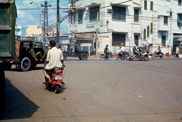 Sài Gòn năm 1971-1972 trong ảnh của Terry Nelson