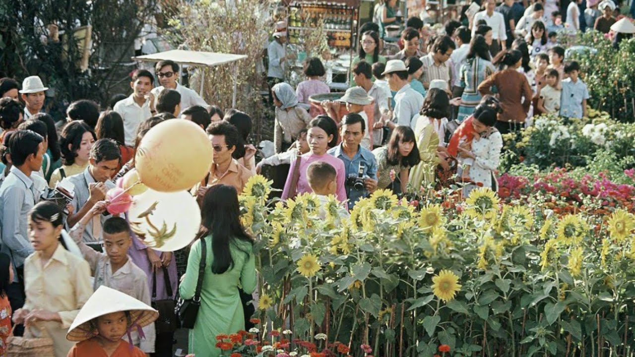 Mùa Xuân Đó Có Em - Những Bài Nhạc Xuân Xưa Rất Hay | Nhạc Tết Xưa Hình Ảnh Cũ Trước 1975 - YouTube