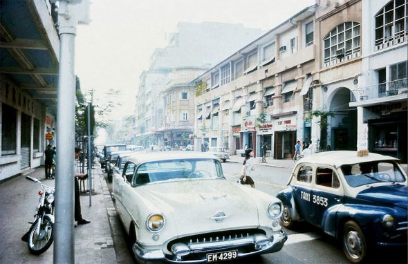 30 tấm ảnh màu đẹp nhất của đường phố Saigon thập niên 1960 (phần 18)