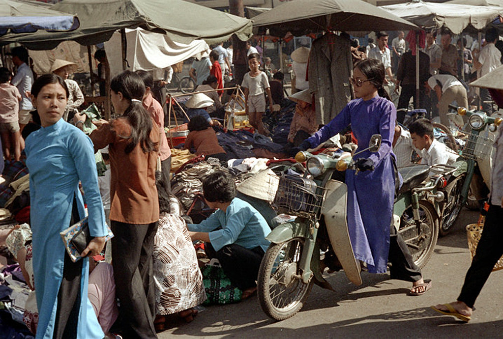 Ký ức chợ trời vỉa hè Sài Gòn trước năm 1975