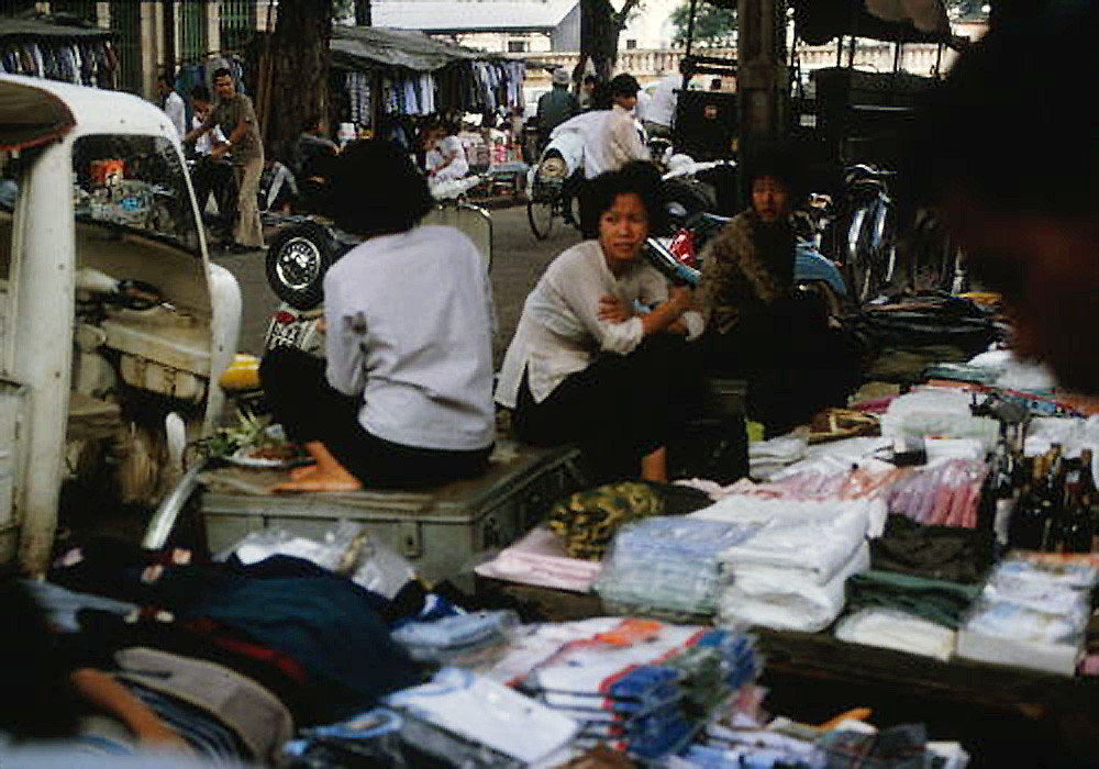 Ký ức chợ trời vỉa hè Sài Gòn trước năm 1975