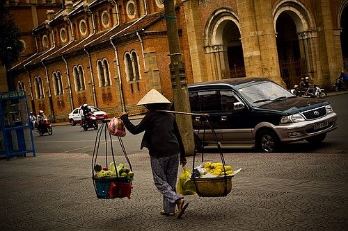 Hồi ức về nền ẩm thực Sài Gòn xưa bên những chiếc xe đẩy