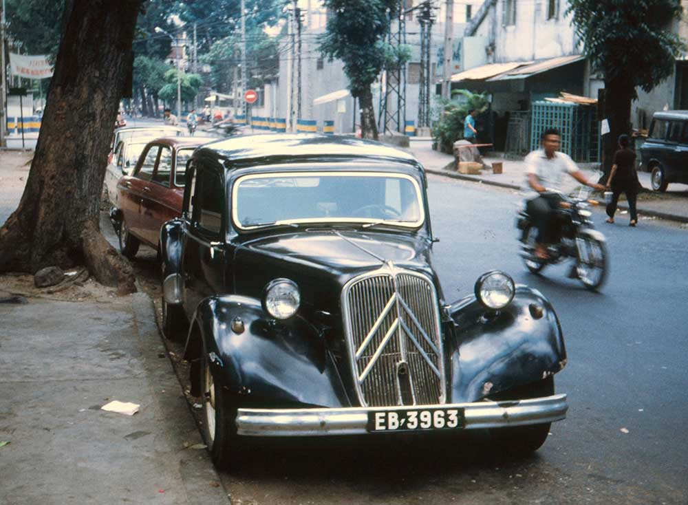 Câu chuyện về xe Citroen Traction Avant (tắc xông) trên đường phố Sài Gòn  xưa