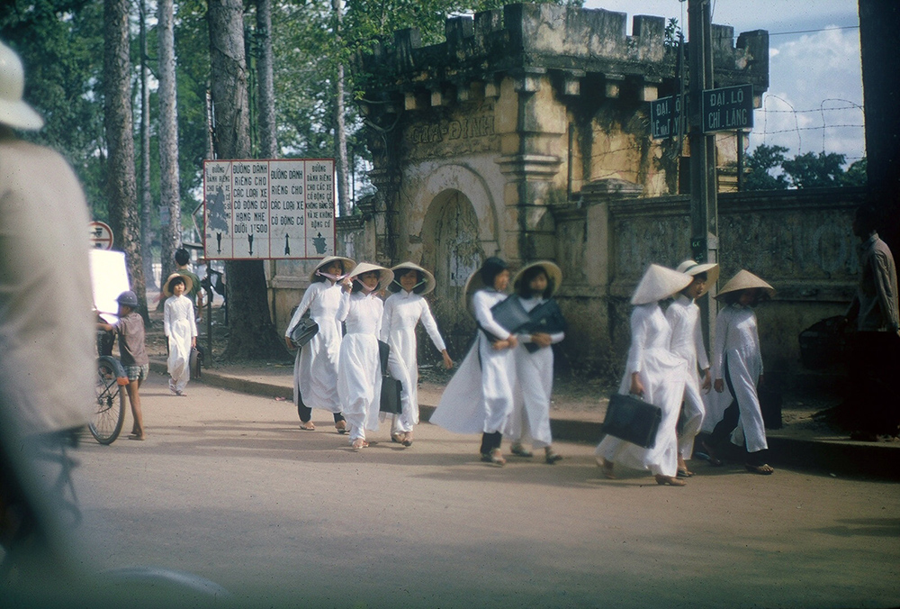 30 tấm ảnh màu đẹp nhất của đường phố Saigon thập niên 1960 (phần 4)