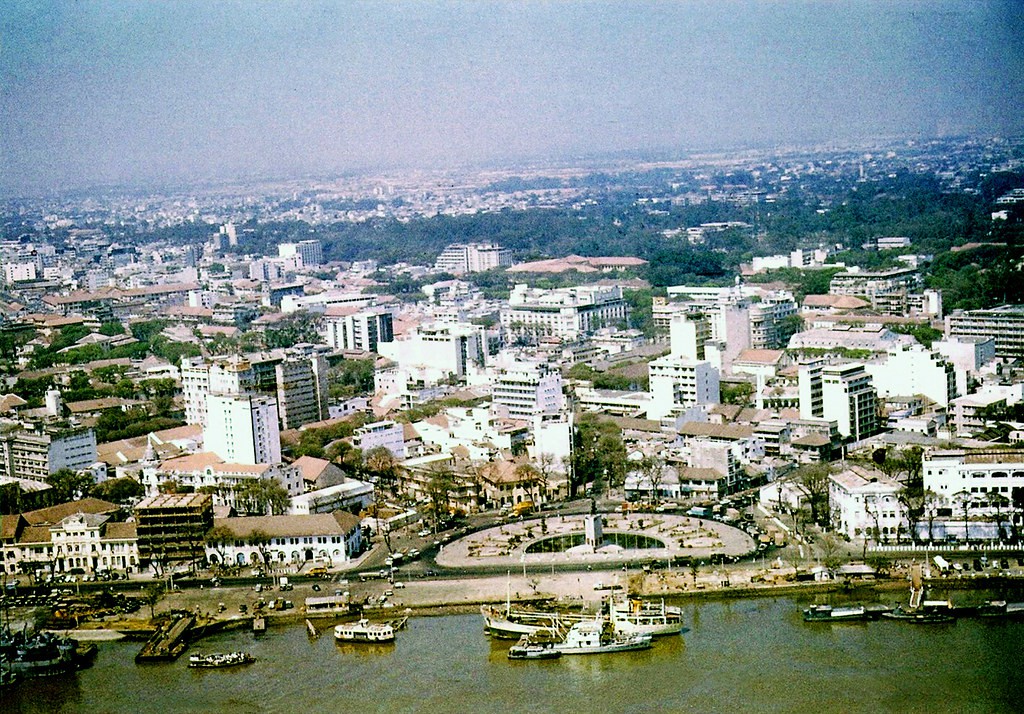 Những bức hình màu về Bến Bạch Đằng ở Sài Gòn trước 1975 0 - Quê hương ta nhớ