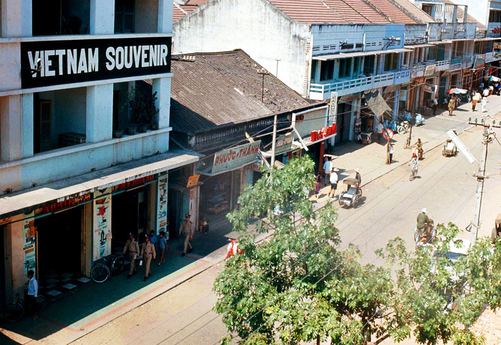 TÌM LẠI KÝ ỨC VỚI CHÙM ẢNH NHA TRANG XƯA - Du lịch mở Toàn Cầu | Tổ chức tour chuyên nghiệp